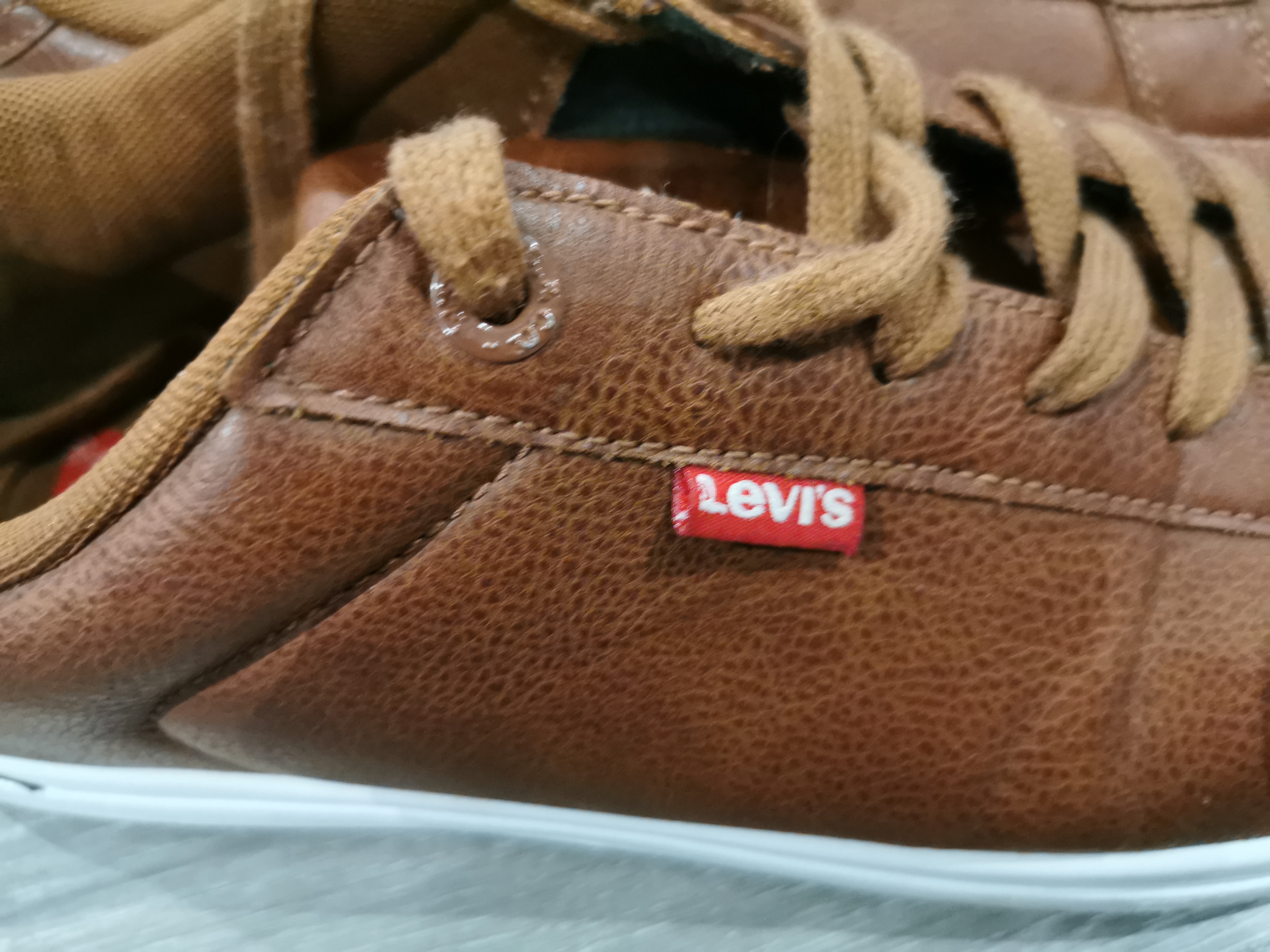 Tennis homme levi's 25 Yvrench (80)