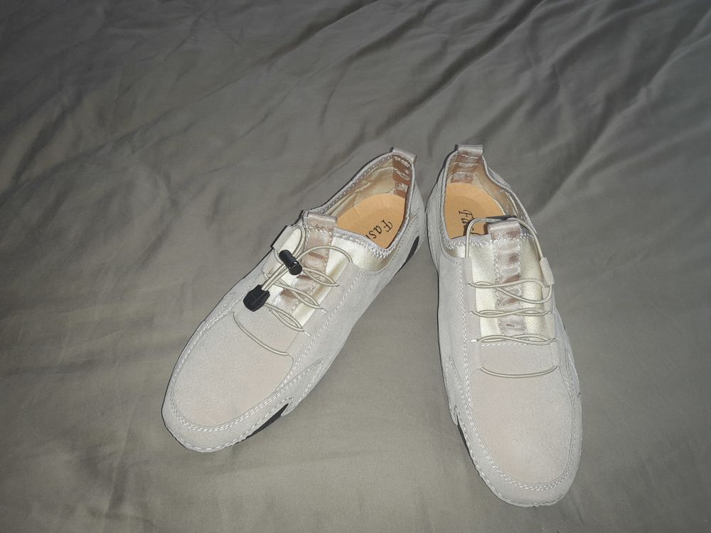 Tennis sport beige homme 15 Paris 12 (75)