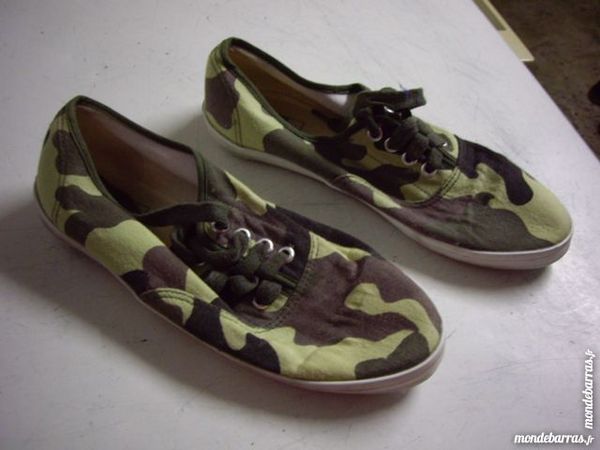 Tennis toile militaire kaki pointure 39 � 2 � 2 Bouxwiller (67)