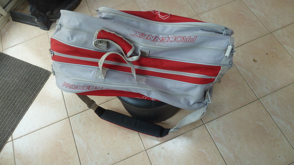 sac de tennis 30 Sarlat-la-Can�da (24)