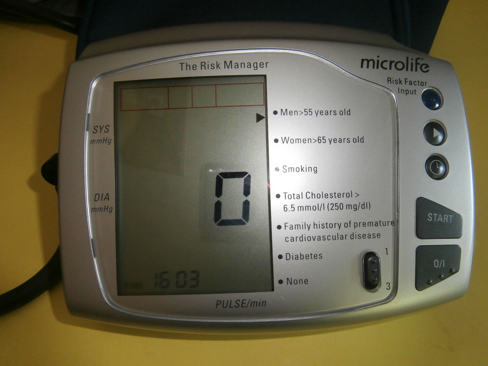 tensiom�tre automatique � brassard MICROLIFE MR100 0 Saulxures-l�s-Nancy (54)