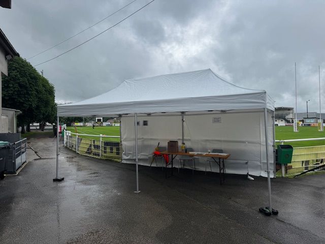 tente / vitabri / barnume 3m x 6m 100 Pontarlier (25)