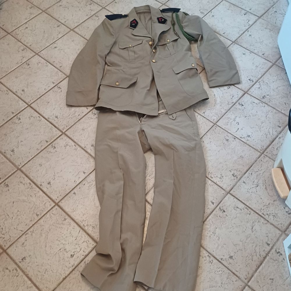 Tenue militaire 1 Rethel (08)