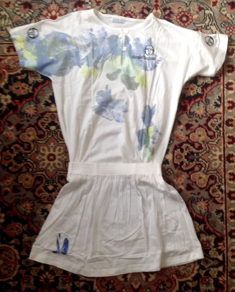 Tenue de tennis 55 Paris 5 (75)