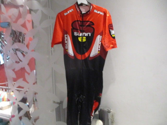 tenue velo 10 Castres (81)