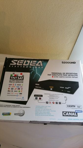 Terminal RECEPTION TNT SATELLITE 29 Ruoms (07)