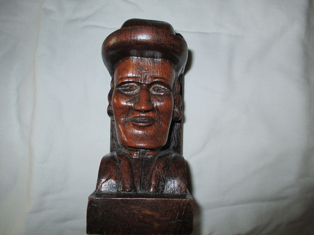 T�te en bois sculpt� 20 Aulnay-sous-Bois (93)