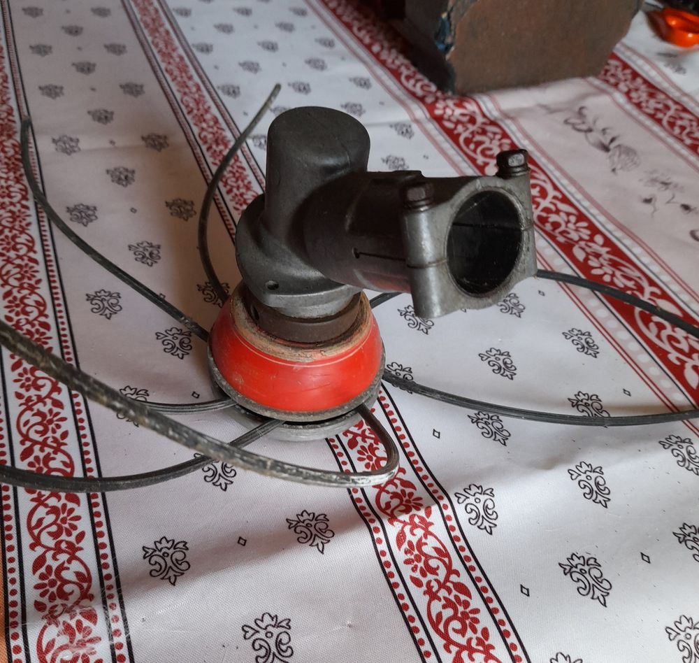 T�te de d�broussailleuse ECHO professionnelle 20 Saint-Vallier (71)