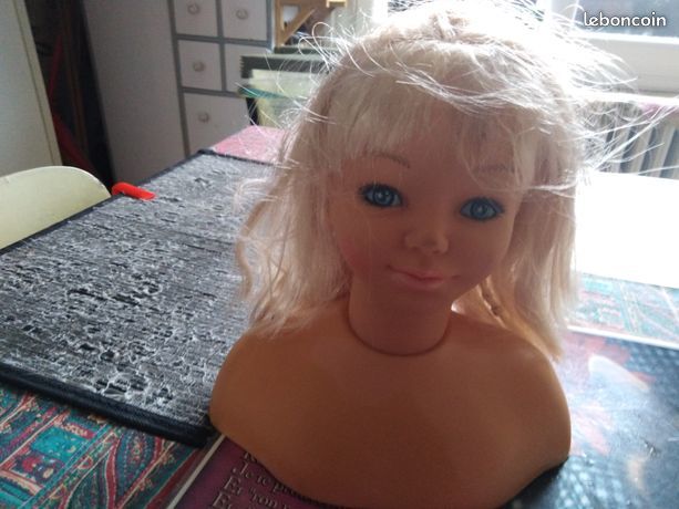 TETE DE POUPEE A COIFFEE 0 Gannat (03)