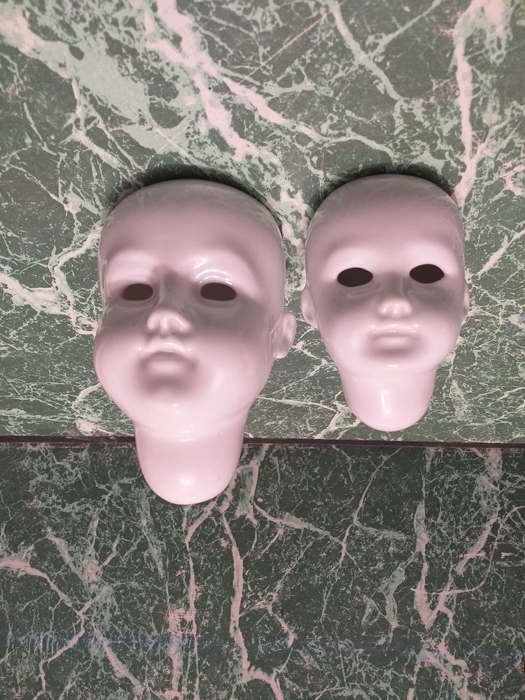 Tete de poup�e en porcelaine 14 Tours (37)