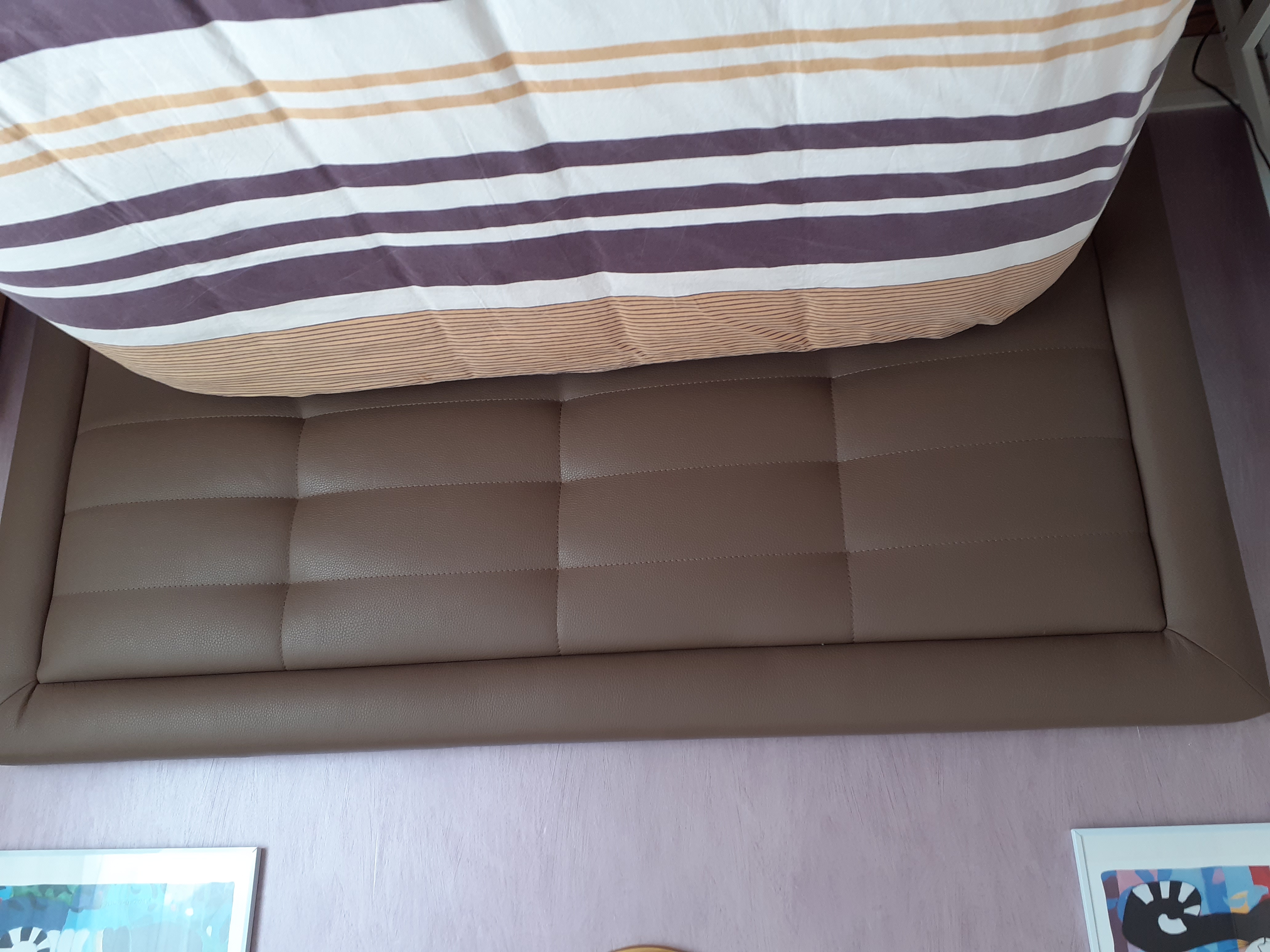 T�te de lit en simili-cuir marron chocolat, matelass�e 100 Chen�ve (21)