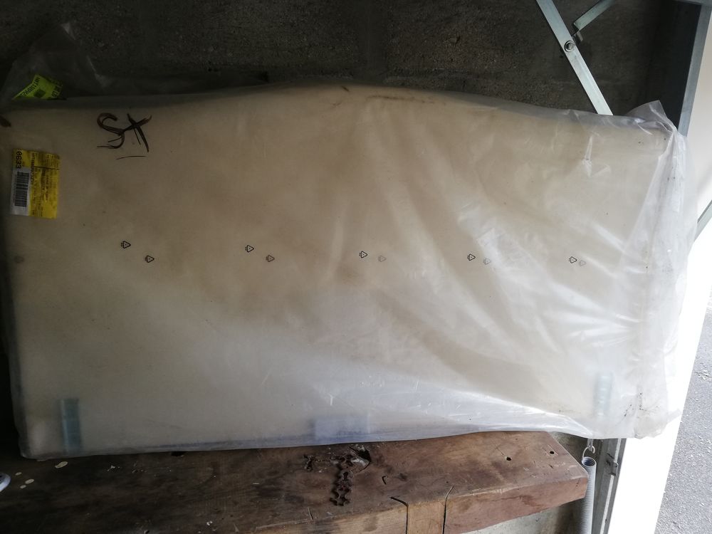 T�te de lit � tapisser. 69 Angoul�me (16)