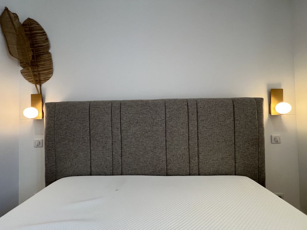 Lit + t�te de lit tissu / sommier 450 Antibes (06)