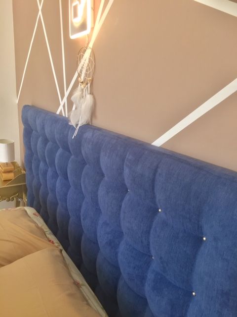 
T�te de lit, Velours Capitonn� Bleu PastelTBE H.100 x L.190 75 La Ciotat (13)