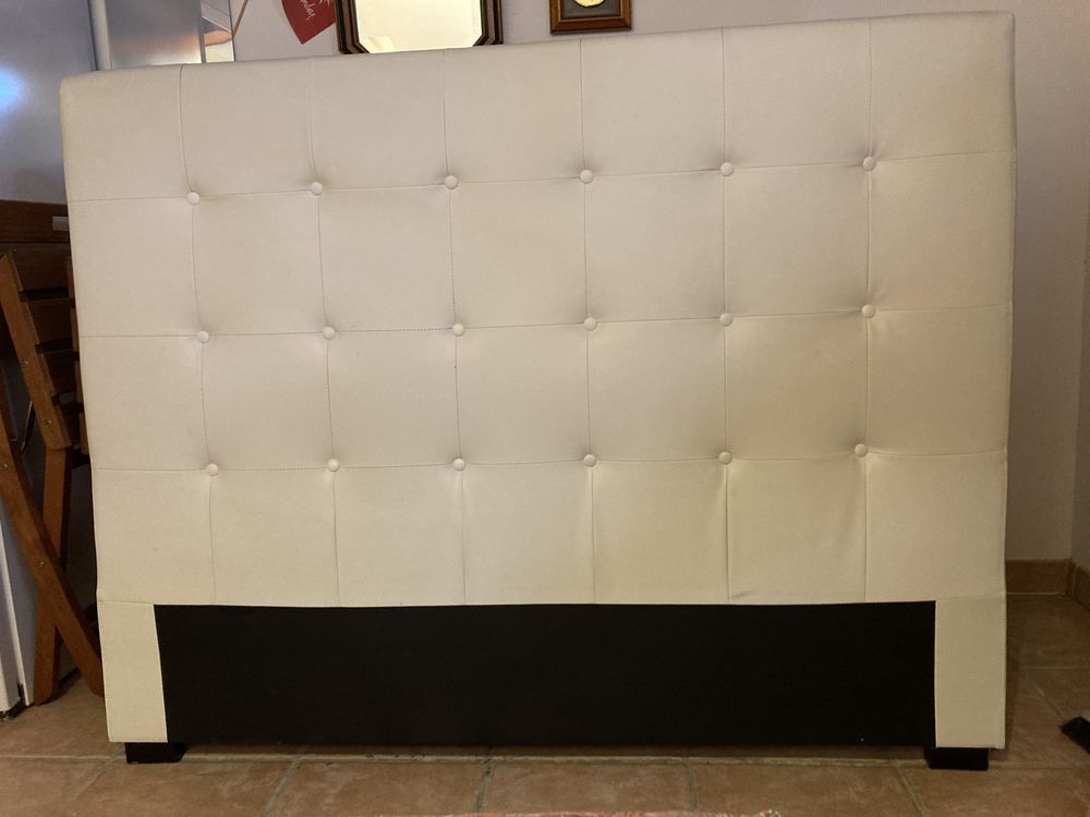 T�te de lit 50 Bormes-les-Mimosas (83)