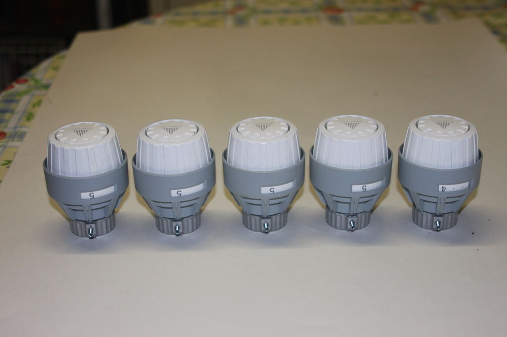 lot de t�tes thermostatiques neuves  DANFOSS  RA 2920 65 Domont (95)