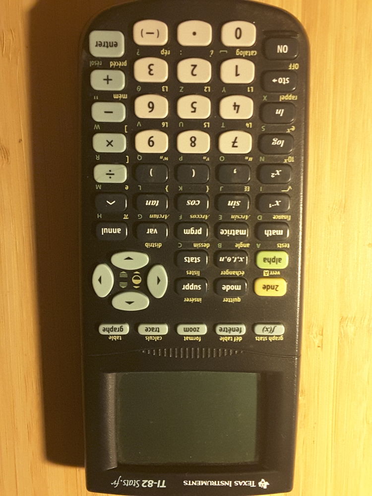 Texas instruments  Ti 82 stats occasion calculatrice 17 Beaucaire (30)