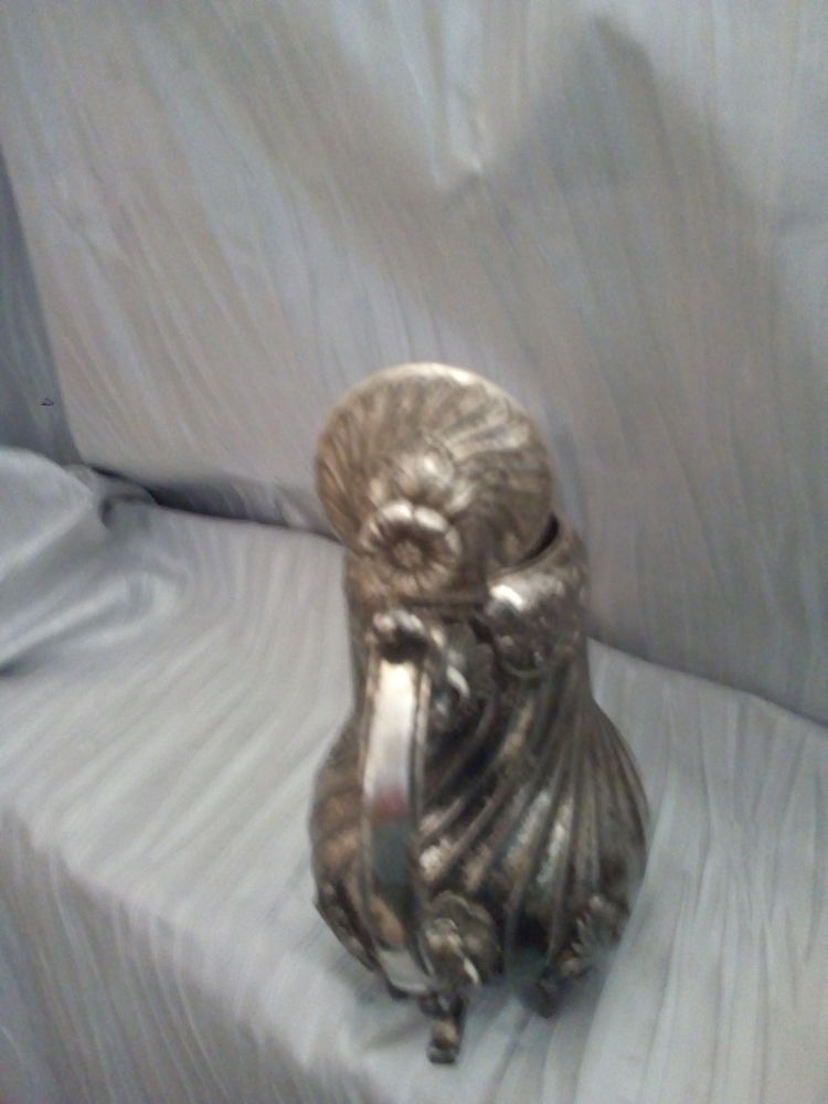 Th�i�re ancienne de style Louis XV en m�tal argent� 140 Savigny-sur-Orge (91)