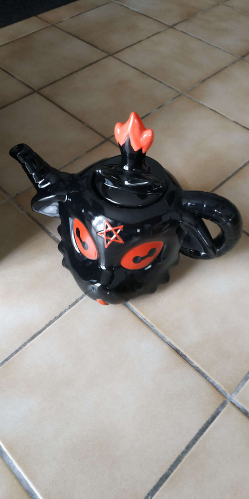 Theiere baphomet 20 Blaye (33)