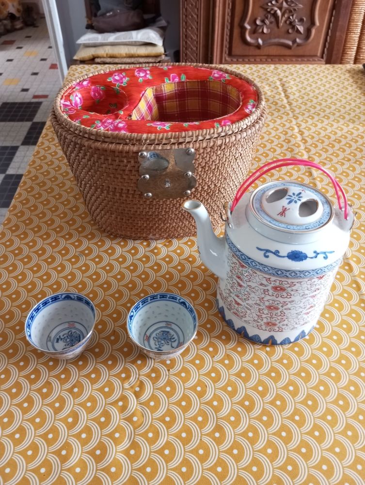 th�i�re chinoise avec panier osier 250 Nieul-sur-Mer (17)