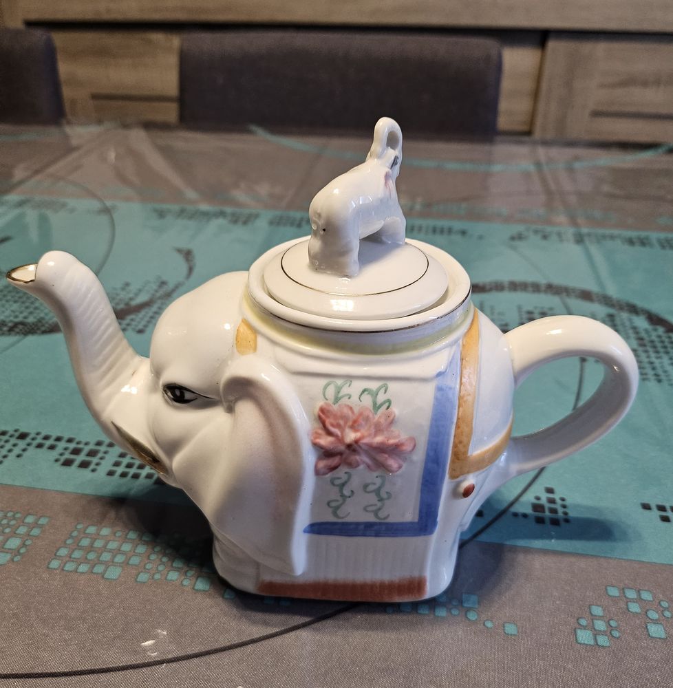 th�i�re vintage �l�phant 20 Cormeilles-en-Parisis (95)