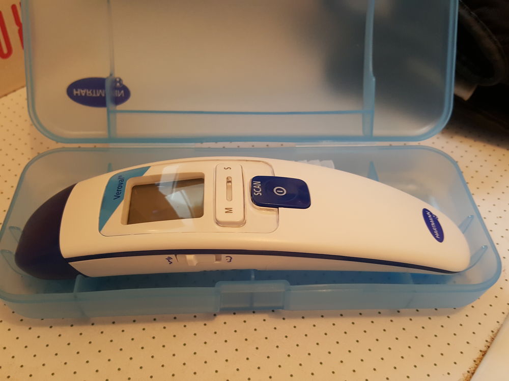 Thermom�tre frontale / oriculaire neuf. 20 Ginestet (24)