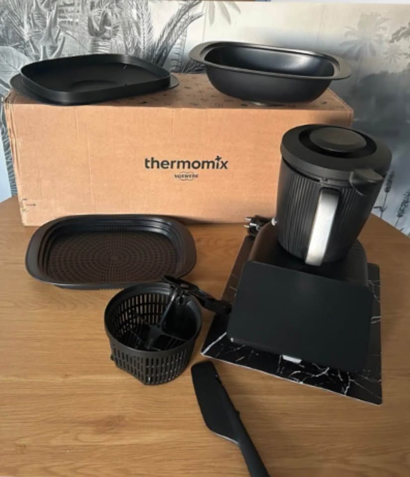 Thermomix tm7 + le d�coupe-minute+ 1119 Agen (47)
