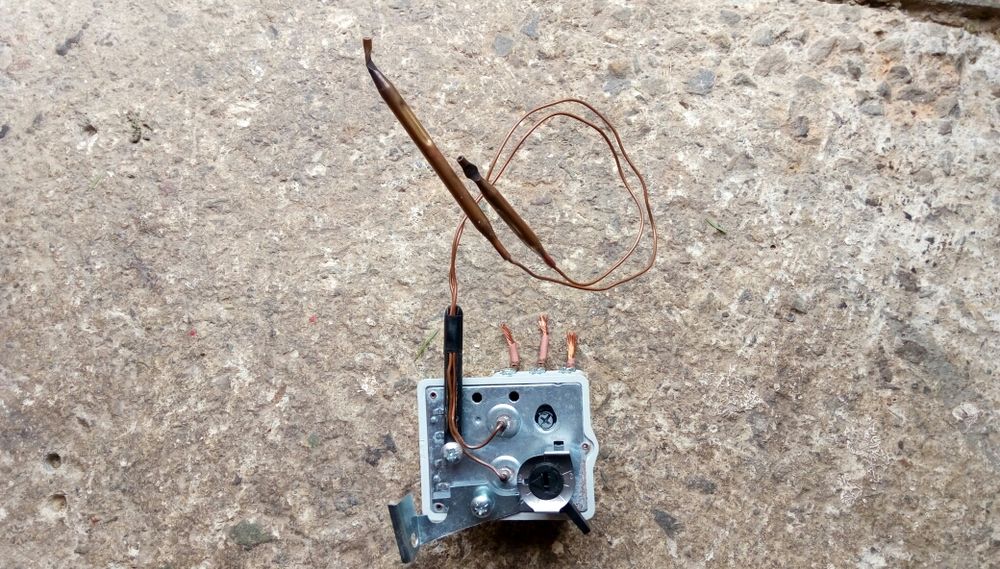 thermostat pour chauffe eau tri 25 Beauvoir (50)