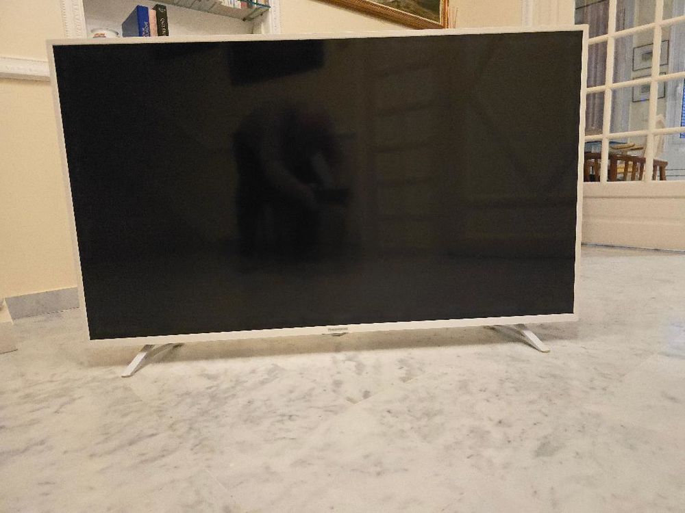 TV THOMSON 55  140 CM vendue DESOLE MAIS PEUX PAS SUPPRIMER 150 Cap-d'Ail (06)
