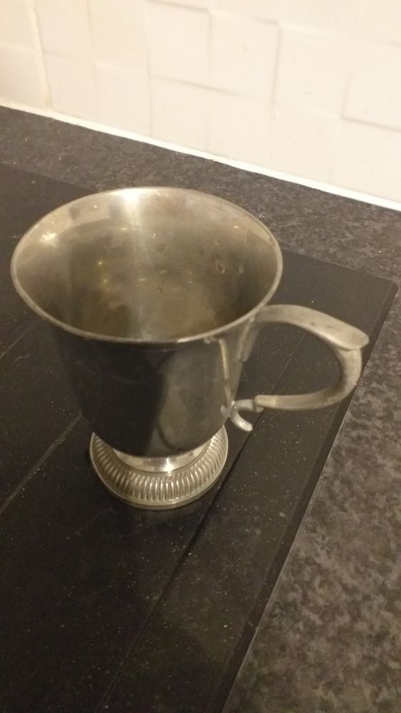 TIMBALE EN ETAIN MARQUE LEGAL MANOIR 32 Lognes (77)