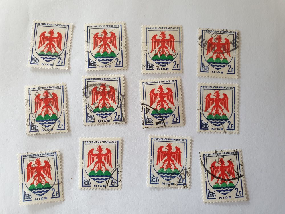 Timbre France 1958 armoiries de Nice 2 f. -lot 0.36 euro 0 Marseille 9 (13)