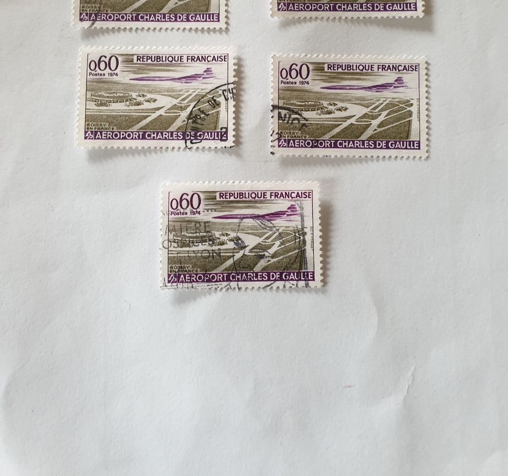 Timbre france A�roport Charles de Gaulle 1974 lot 0.27 euro 0 Marseille 9 (13)