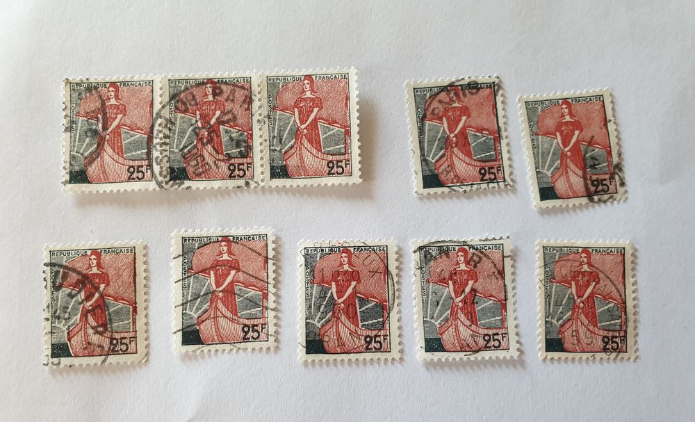 Timbre France Marianne � la nef  25 F (1959) lot 0.30 euro 0 Marseille 9 (13)