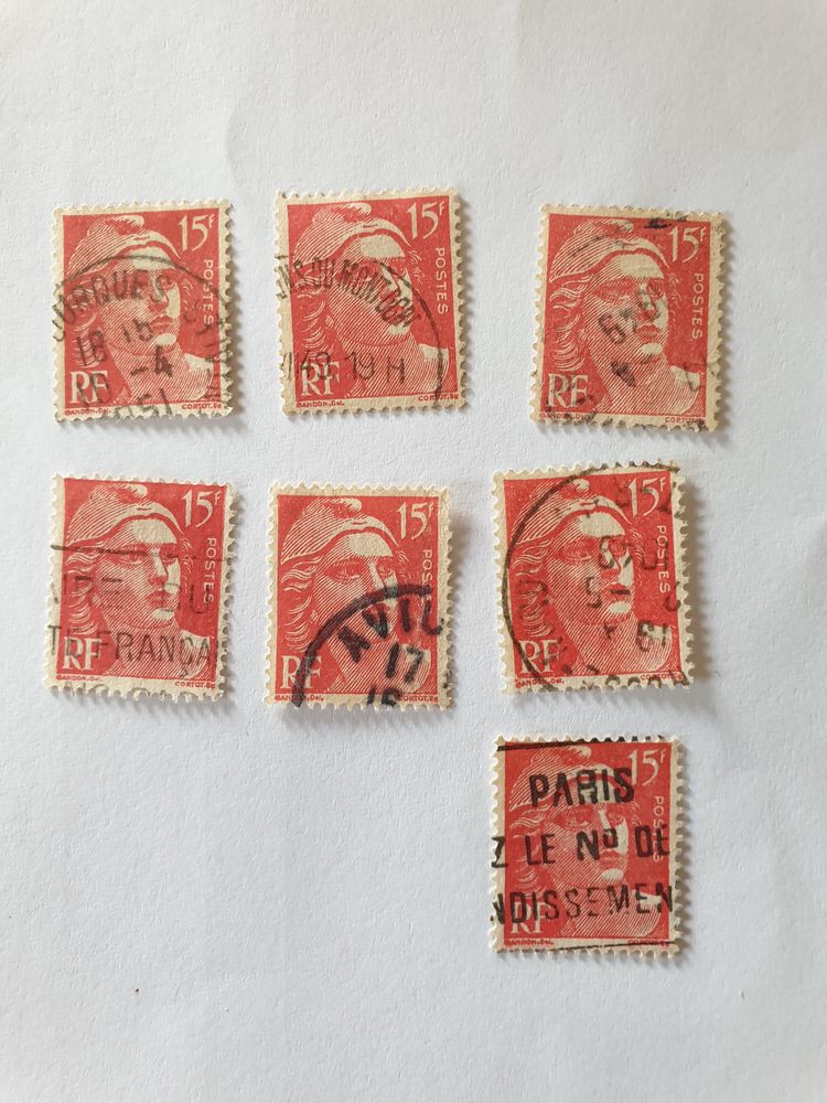 Timbre France Marianne de Gandon  15 F (1948) 0.20 euro 0 Marseille 9 (13)