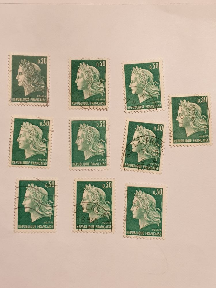 Timbre France Marianne de Cheffer vert (1967) lot 0.30 euro 0 Marseille 9 (13)