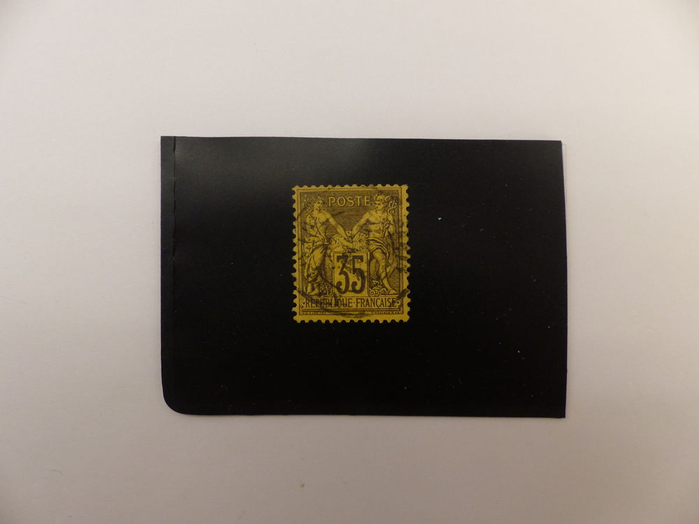 TIMBRE  SAGE  93  OBLITERE  COTE  50 �
8 Le Havre (76)