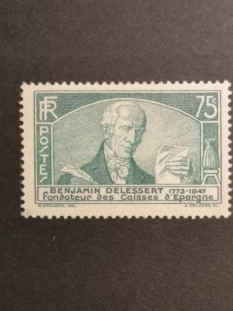 Timbre Yvert 303 ** 7 Nimes (30)