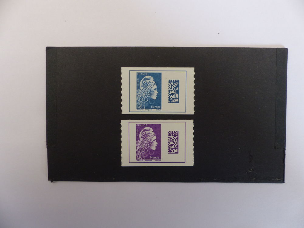 TIMBRES  AUTOADHESIFS  5257 / 5258  NEUFS  **  COTE  28 € 5 Le Havre (76)