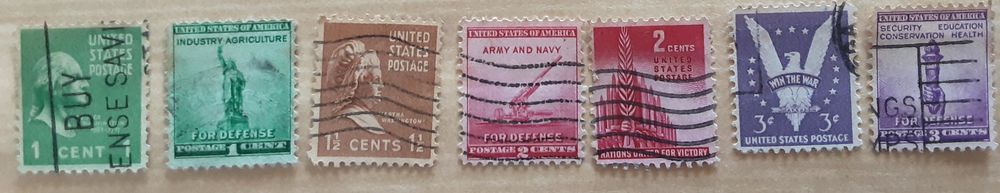 7 timbres � collection  U.S.A. 2 Pontoise (95)