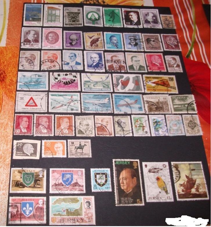 Lot de 56 Timbres diff�rents et oblit�r�s de Turquie (48) 2 Aillevillers-et-Lyaumont (70)