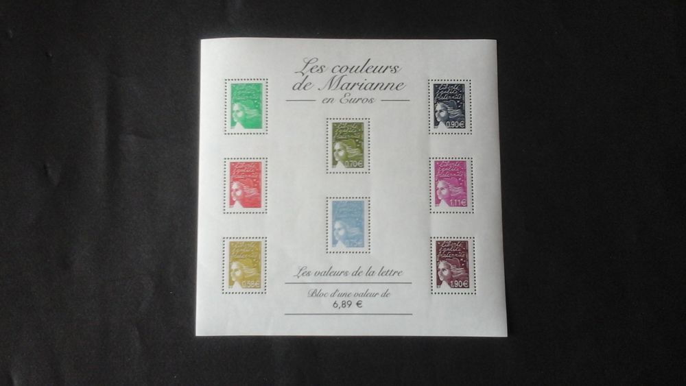 Timbres de France les couleurs de Marianne 11 Angers (49)