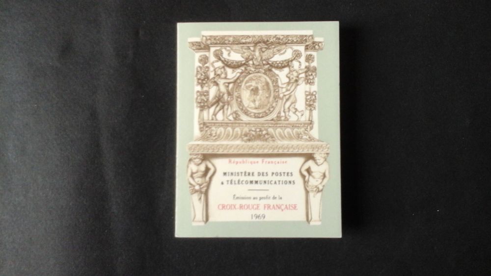 Timbres de France Croix Rouge 1969 3 Angers (49)