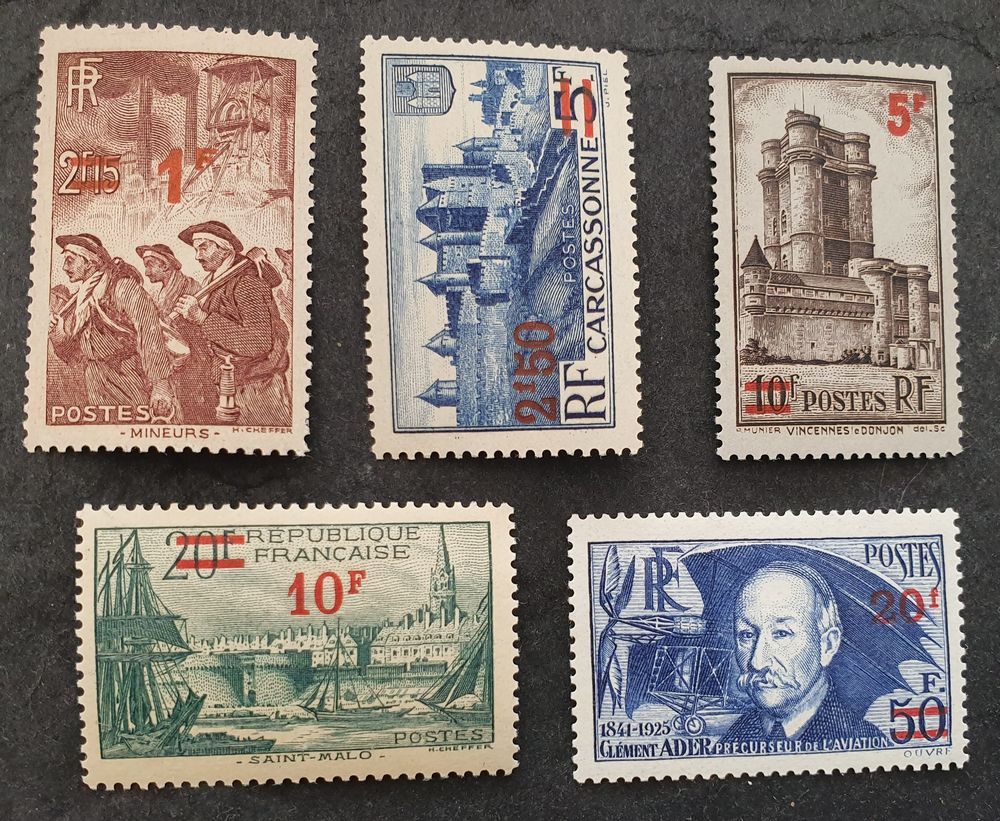 Timbres France s�rie 476 � 493  neufs 15 Jou�-l�s-Tours (37)