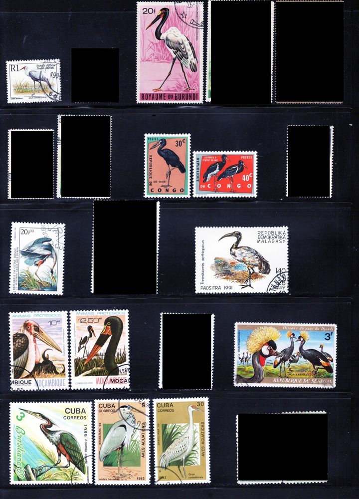 lot de 36 timbres du MONDE avec des ECHASSIERS 2 Les �glisottes-et-Chalaures (33)