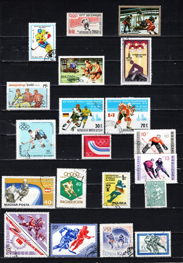 24 timbres du MONDE sur le HOCKEY sur GLACE et sur GAZON 2 Les �glisottes-et-Chalaures (33)
