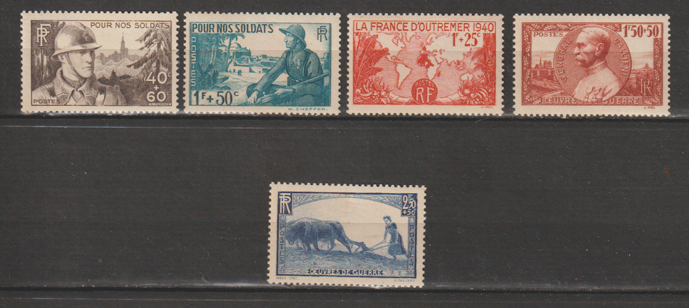 Timbres Neufs     Ann�e 1940
9 Valros (34)