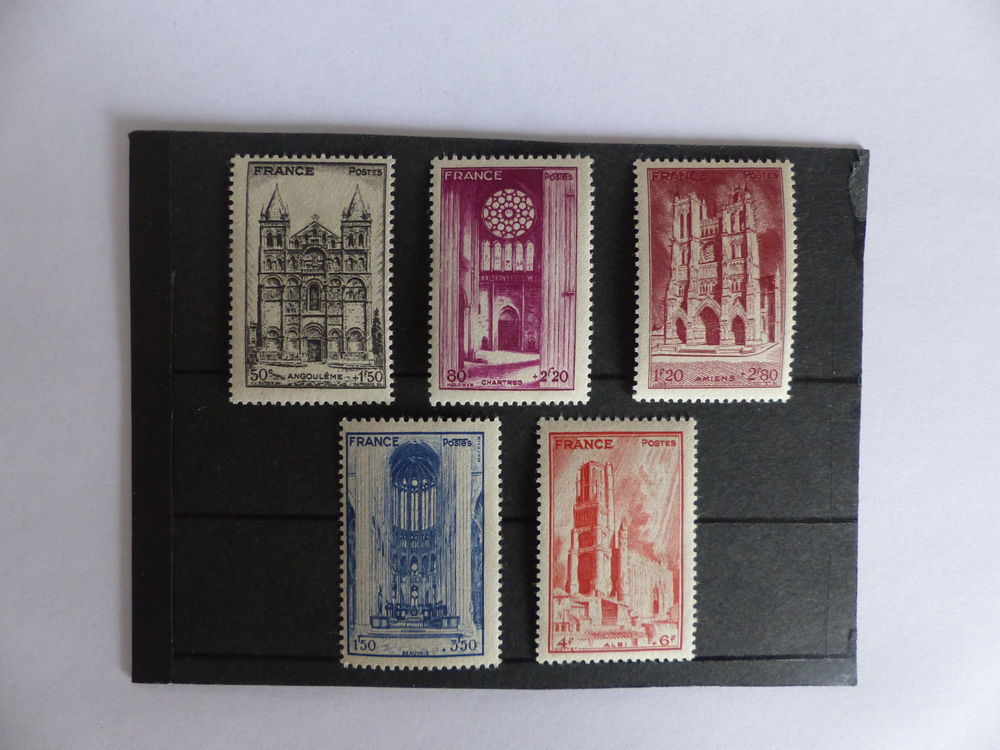 TIMBRES  663 / 667  NEUFS ** 1 Le Havre (76)