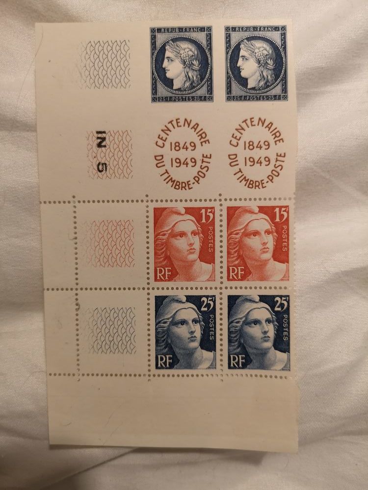 timbres yvert 830 � 833 double bande compl�te 8 Saint-Dionizy (30)