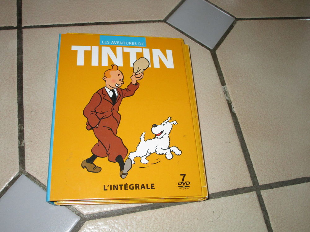lot dvd tintin et milou 7 Villepinte (93)