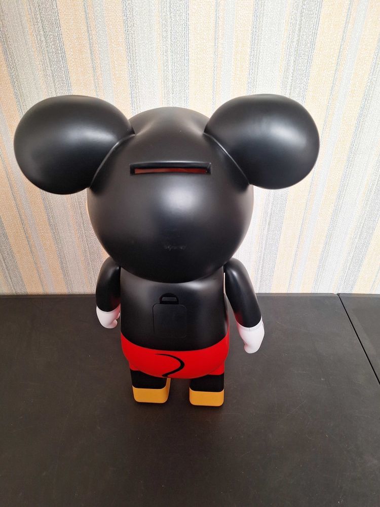 tirelire mickey 130 Ambert (63)